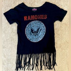 Ramones Vintage Looking Tee - Size M